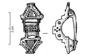FIB-41904 - Fibule symétrique émailléebronzeFibule symétrique à arc épais dont le corps central est formé d'un bouton rectangulaire en relief et émailé, encadré par deux extrémités triangulaires, émaillées également.
