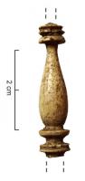 IND-4280 - Objet à identifierosSection moulurée d'un objet tourné, présentant une succession de collerettes et de balustres.