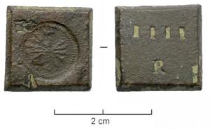 PDM-8015 - Poids monétaire : Isabelle à Philippe III (Espagne), 4 réauxbronzePoids carré, bords obliques; sur une face, dans un cartouche circulaire, grènetis : botte d'épis de blés liée entre deux anneaux; dans un écoinçon, une fleur de lis; au revers, chiffres estampés : IIII / R.