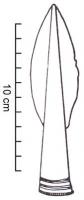 PTL-1042 - Pointe de lance à douille longue bronzeTPQ : -1400 - TAQ : -800Pointe de lance de taille moyenne (longueur totale comprise entre 12 et 20 cm), à douille longue décorée d'incisions.