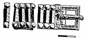 ACE-4042 - Appliques-mordillonsargentApplique rectangulaire fixées par deux rivets aux extrémités.
