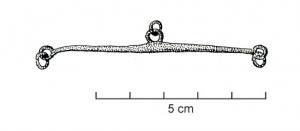 BLC-3003 - TrébuchetferTrébuchet symétrique, à deux bras lisses terminés par des anneaux pour la suspension de plateaux métalliques; au centre, anneau de suspension simple