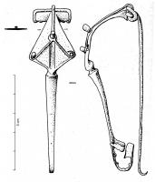 FIB-3112 - Fibule type Kragenfibel, var. ChampcellabronzeTPQ : -75 - TAQ : -40Fibule à corps en forme de trapèze assymétrique, pied lisse et rectiligne, effilé, avec un porte-ardillon fenestré; ressort à 6 ou 8 spires, corde externe retenue par une griffe.