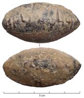 BAL-3029 - Balle de fronde : [inscr. phénicienne]plombBalle de fronde moulée, de forme régulière ; inscription phénicienne en léger relief.