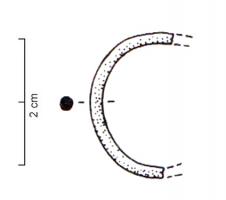 BCO-3008 - Boucle d'oreille filiformeargentTPQ : -260 - TAQ : -120Simple anneau ouvert, de section ronde ou ovalaire, aux pointes effilées.