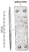 BRA-0001 - Brassard d'archerpierrePlaquette subrectangulaire, percée sur les petits côtés opposés de 1 à 2 trous servant à sa fixation.