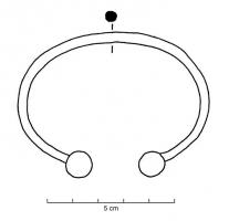 BRC-2029 - Bracelet ouvert à extrémités bouletéesbronzeBracelet ouvert, à extrémités bouletées. La section peut-être circulaire ou ovale, le jonc éventuellement orné de fines incisions parallèles.