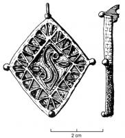 BTS-4105 - Boîte à sceau losangiquebronzeBoîte à sceau losangique, à couvercle débordant ; la face supérieure est creusée d'une loge d'émail losangique inscrite dans une bordure formée de loges triangulaires emboîtées ; au centre, 