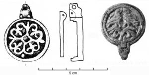 BTS-6001 - Protège-sceau circulaireboisBoîte à sceau circulaire, avec couvercle articulé ; motif en bas-relief sur le couvercle et sur le fond de l'objet.