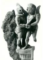 CNF-4045 - Canif : gladiateursfer, osCanif à manche sculpté en ronde-bosse, figurant un couple de gladiateurs combattant.