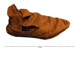 CSS-7001 - Chaussure d'enfantbois, cuir, bronzeChaussure ou bottine d'enfant, entièrement en cuir.