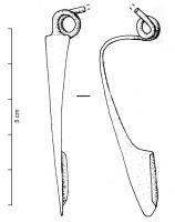 FIB-4038 - Fibule Feugère 6a1bronzeFibule à ressort bilatéral à 4 spires, corde interne, dont le porte-ardillon est le plus souvent plein, quelquefois percé voire ajouré, de forme plus souvent trapézoïdale que triangulaire ; arc rubanné, peu épais, de forme triangulaire, orné d'incisions ou motifs estampés.