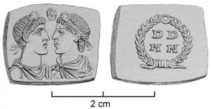 PDM-4008 - Poids monétaire : exagium solidibronzePoids parallélépipédique. Avers : Bustes diadémés et drapés en regard de Gratien et de Valentinien II ; Revers : DD/ NN  sur deux lignes dans une couronne de laurier.