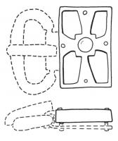 PLB-5147 - Plaque-boucle articuléebronzePlaque-boucle articulée, de forme rectangulaire, ornée de cloisonnés et d'un cabochon central, le tout formant un motif cruciforme.