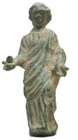 STE-4155 - Statuette : femmebronzeStatuette en bronze présentant une femme debout, tenant un fruit. Tête nue, les cheveux noués à l'arrière en chignon, la déesse est vêtue d'un chiton disposé obliquement sur l'épaule gauche, recouvrant un imation qui tombe verticalement jusqu'aux pieds. La main droite semble soutenir une corne d'abondance.