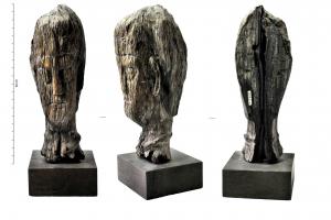 STE-4453 - Statue ou ex-votoboisSculpture généralement de grande taille, jusqu'à l'échelle 1, figurant un personnage debout, ou seulement le buste, ou la tête.