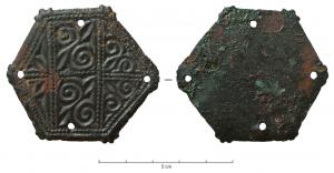 ACE-4029 - Garniture de ceinture : applique hexagonale
bronze
Applique de ceinture carrée, ou losangique, à décor excisé (