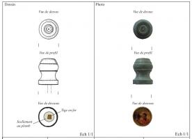 ACH-4031 - Applique décorative de char
bronze, plomb
Applique à clouer, décorative moulurée en alliage cuivreux présente une forme en bouton cylindrique rainurée à tête sphérique. Le sommet peut être décoré ou non de séries de cercles concentriques réalisés au tour. Sa face inférieure creuse présente un scellement au plomb dans laquelle est fixé une tige en fer de section quadrangulaire servant à fixer l'applique.