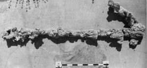 ACR-4001 - Ancre
fer
Ancre en fer, avec sa verge terminée par un gros anneau, et ses deux bras transversaux, arqués.