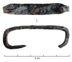 AGR-4005 - Agrafe métallique 
fer
Agrafe munie d'un corps plat, plus ou moins rectangulaire, dont les deux extrémités sont effilées et recourbées.