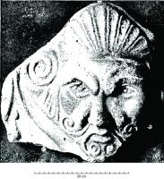 ANT-4032 - Antéfixe
terre cuite
Antéfixe moulé à tête de satyre.