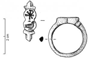 BAG-4116 - Bague à double chaton gravé
bronze
TPQ : 300 - TAQ : 425
Bague à chaton massif étranglé (forme en 8), accosté de deux ergots de chaque côté, gravé en intaille : sujet unique ou double, associant dans ce cas deux motifs dont chacun s'inscrit dans l'un des lobes du chaton.