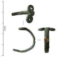 BAG-4209 - Bague
bronze
TPQ : 1 - TAQ : 300
Bague à jonc plat et extrémités à volute.