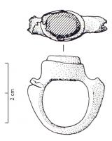 BAG-4317 - Bague à intaille à épaulements
argent
TPQ : 200 - TAQ : 300
Bague à chaton ovale rapporté, avec intaille ; de part et d'autre, au départ du jonc, larges épaulements renflés, formant deux crosses symétriques.