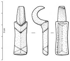 BAS-4026 - Bassin de type Argentomagus
bronze
Bassin dont les anses consistent en anneaux jouant librement sur un robuste crochet au sommet d'une applique en forme de plaque rectangulaire, fixée par brasure, verticalement sous la lèvre, et ornée à son extrémité inférieure d'une croix incisée.