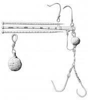 BLC-4007 - Balance à curseur
bronze, plomb
Balance en bronze, fléau à deux suspensions opposées et deux graduations complémentaires ; curseur en plomb suspendu à un crochet circulant librement sur le fléau ; contrepoids (plomb ou bronze) monté sur un système de chaînes en bronze.