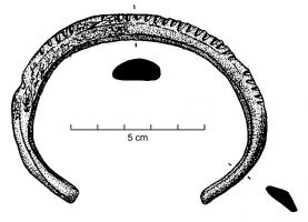 BRC-1073 - Bracelet ouvert à extrémités amincies
bronze
Bracelet ouvert à extrémités amincies; tige massive de section plano-convexe; décor incisé.