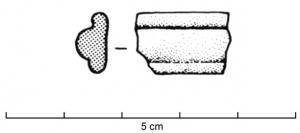 BRC-3532 - Bracelet Geb. 11bverreTPQ : -130 - TAQ : -110Bracelet en verre brun clair translucide, à trois côtes, sans décor ou alors avec un filet en zig-zag et le signe [infini] en verre jaune rapporté.