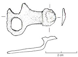 BTA-4019 - Bouton à anneau double
bronze
Bouton à double anneau double surmonté d'un disque lisse, mais aussi parfois orné (tête d'empereur estampée, médaillon en verre rapporté).
