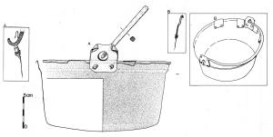 CHD-9002 - Chaudron
bronze
Chaudron à panse cylindrique, fond plat ou légèrement arrondi, bord déversé ; anse articulé sur deux plaques de tôle rivetées en guise d'attaches.