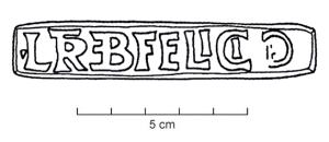 COV-4269 - Tuile estampillée L TREB FELICI
terre cuite
Tuile estampillée L TREB FELICI D, dans un cartouche rectangulaire