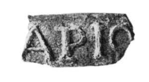 COV-4275 - Tuile estampillée CAPIONACI
terre cuite
TPQ : -30 - TAQ : 200
Tuile estampillée CAPIONACI.