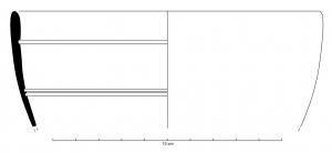 CPE-4015 - Coupe à rainures internes (Linear-cut)
verre
Bol hellénistique, à décor de rainures internes, au profil anguleux et fond plat. Verre épais, moulé, de couleur vive.