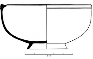 CPE-4070 - Coupelle Bienert 69
bronze
Coupelle hémisphérique à fond annulaire et bord épaissi parfois souligné de quelques rainures.