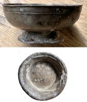 CPE-7001 - Coupelle
étain
Coupelle basse, sur pied annulaire.