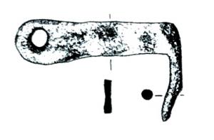 CRS-4021 - Crochet de fermeture ou de maintien
fer
Crochet constitué d'une branche de section doté d'un œil percé ou forgé et d'une branche coudée à l'équerre de section carrée ou circulaire, épointée à son extrémité.
