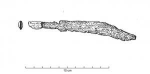 CTO-6010 - Couteau à lame coudéeferTPQ : 800 - TAQ : 1100Couteau dont le lame forme un coude. Contrairement aux couteaux à dos en bâtière, dont il se rapproche, le type se différencie par la courbure importante que prend le tranchant, en suivant le dos.