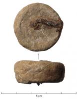 CUB-4012 - Curseur de balance
plomb sur fer
Curseur de balance avec suspension en fer (simple boucle filiforme), de forme cylindrique, généralement plus large que haute.