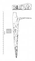ECL-4012 - Enclume?
fer
Tige de section quadrangulaire se terminant d'un côté par une pointe, de l'autre par une table pyramidale écrasée, sous laquelle est fixée une barre rectangulaire horizontale.