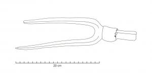FCE-7001 - Fourche 
fer
Fourche à deux dents en V et emmanchement par soie et virole.