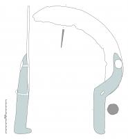 FCL-4008 - Faucille
fer, bois
Faucille à soie courte de section carrée, repliée sur le manche. Un second point de fixation est situé sur la lame, traversée par un rivet. L'exemplaire dont le manche en frêne est conservé montre que la partie fixée sur la lame épouse sa forme arrondie. La partie du manche destinée à être pris en main est très légèrement inclinée par rapport à la lame.