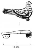 FIB-4303 - Fibule zoomorphe : oiseau (colombe ?)
bronze
TPQ : 40 - TAQ : 90
Fibule zoomorphe étamée, en forme d'oiseau aux ailes repliées, de profil à droite (pigeon ou colombe); le corps peut êre couvert d'incisions parallèles niellées.
