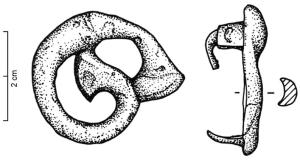 FIB-4794 - Fibule à trompettes
bronze
TPQ : 150 - TAQ : 300
Fibule constituée de plusieurs motifs en trompette, se terminant par des crosses (formes et motifs variés, le plus souvent sans symétrie).