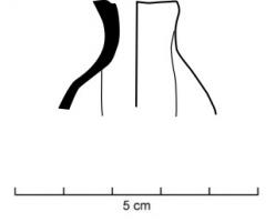 FLA-8002 - Fiole à corps plat
verre
Petit flacon apode à corps circulaire plat. La hauteur n'excède pas 9 cm pour les exemplaires complets.