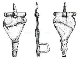 FMC-4018 - Moraillon de coffret
bronze
Moraillon plat, foliacé, la base effilée est simplement marquée de côtes transversales dégageant comme une tête d'animal à la base du moraillon ; forte bélière rectangulaire derrière la pointe.