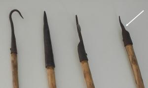 GAF-9005 - Gaffe à pointe simple lancéolée
fer
Gaffe avec sabot sur douille à pointe simple lancéolée